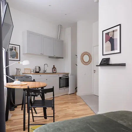 Lacplesa Studio By Innorental Apartmán Riga