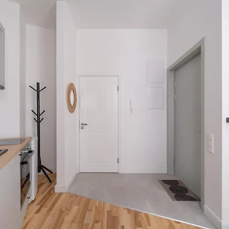 Apartament Lacplesa Studio By Innorental *